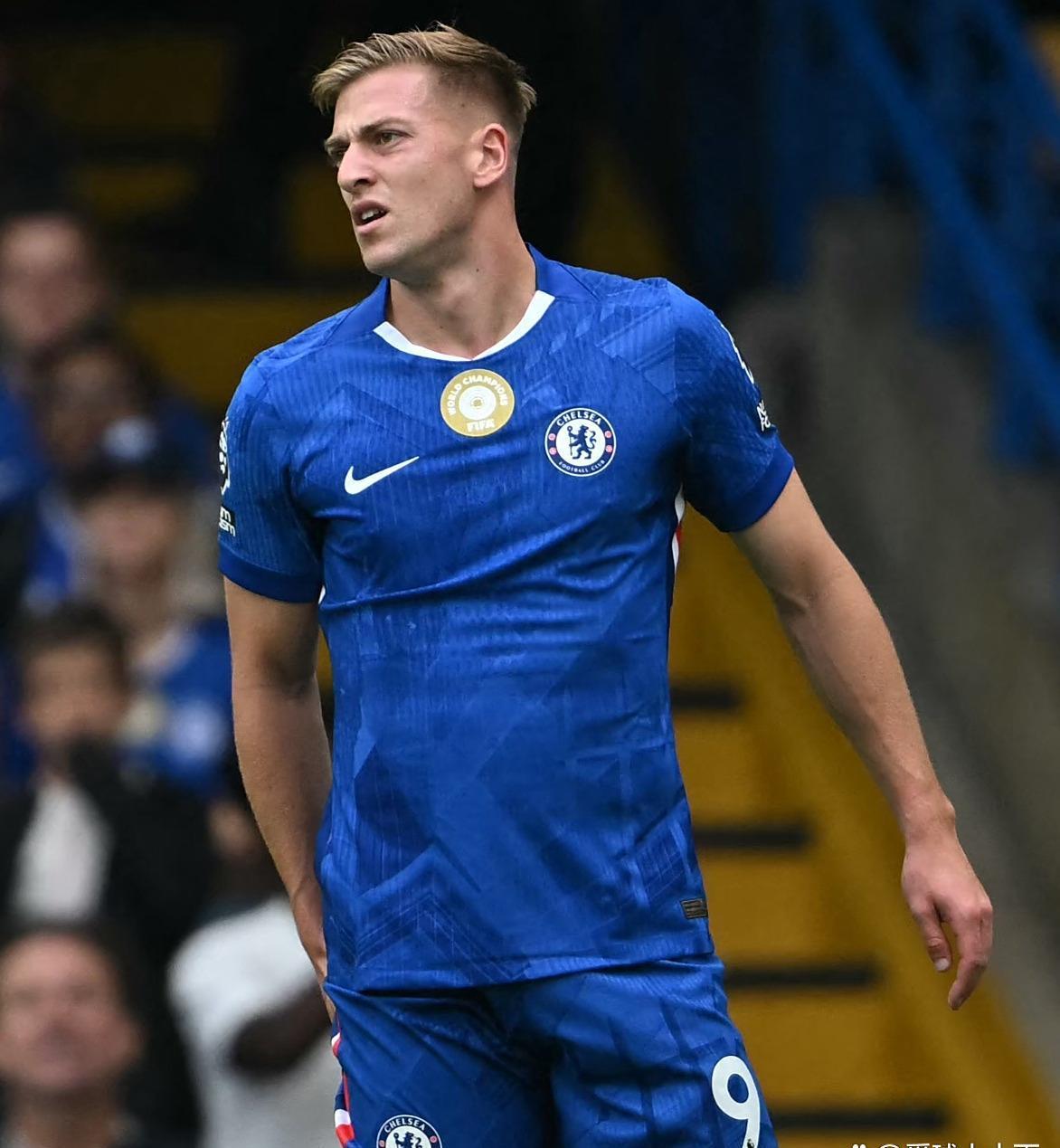 包含离谱！切尔西围绕CBA常规赛临场应变埃因霍温豪取连胜备战欧超杯，西亚卡姆爆冷击败皇家马德里的词条