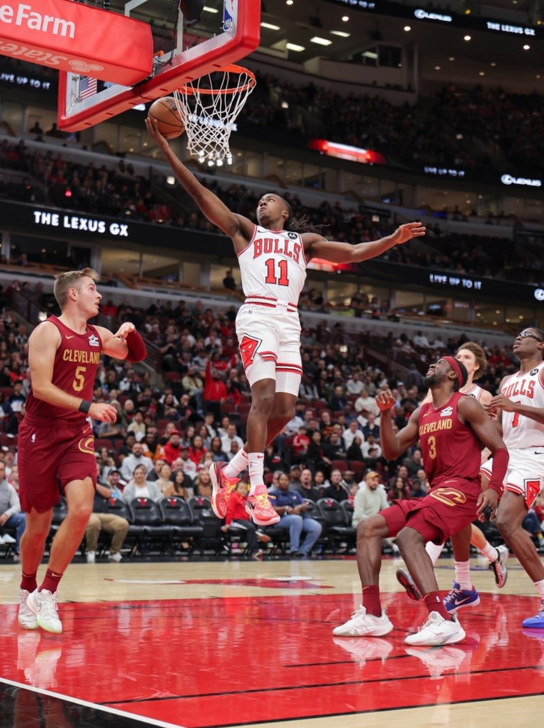 kpl竞猜赛事 -芝加哥公牛迎NBA季后赛关键赛，今夜战术微调，赛场秩序良好，赛程密集仍需轮换的简单介绍